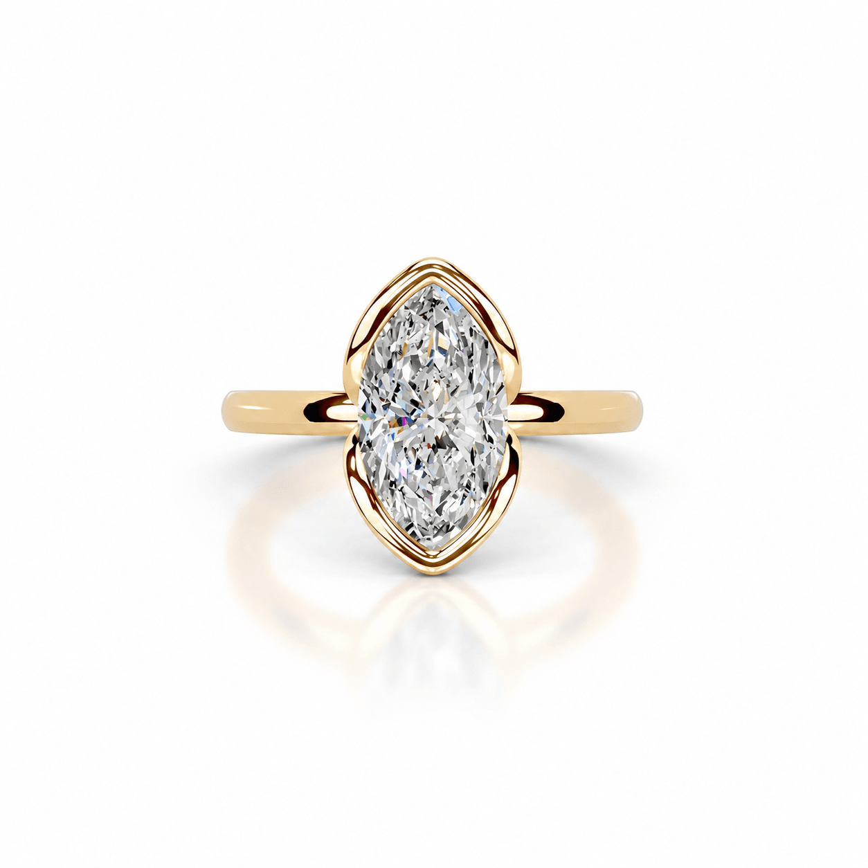 The Éclat Marquise Ring